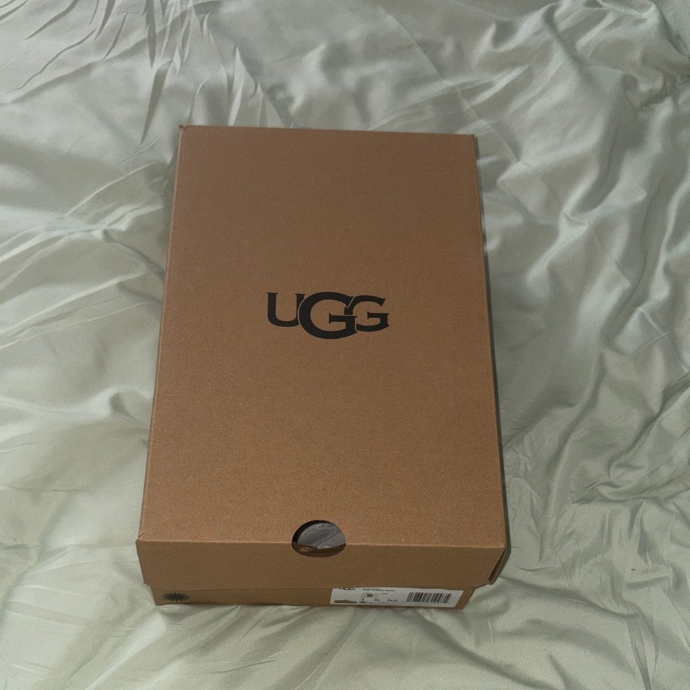 UGG Tan Shoe Box